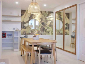 Seibu Tower BGC Tropical Suite with Parking